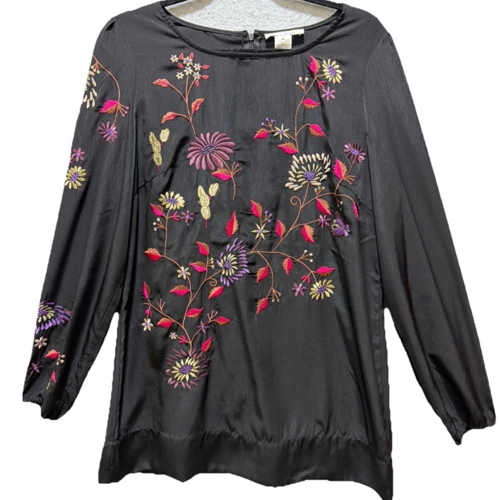 🆕WDNY Black Med Embroidered Floral Artsy Boho Boutique Long-Sleeve Tunic Blouse